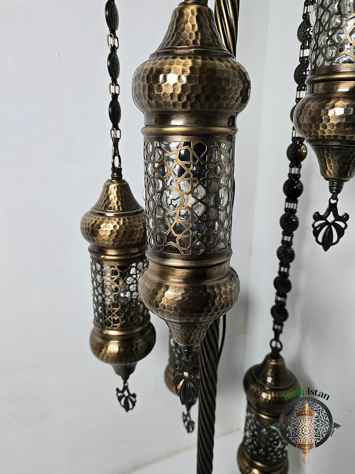 El Yapımı Cam Lambader – Bronz Zanaatkar Ayaklı Lambalar