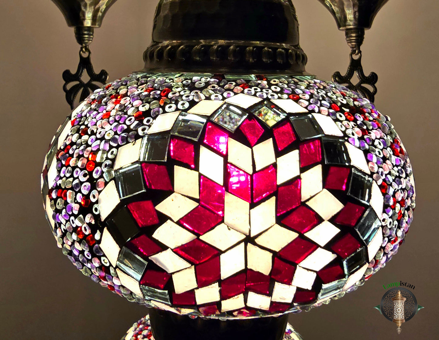 Boho Mozaik Cam Avize – Rahat Yatak Odası Ambiyansı İçin Türk Asma Tavan Lambası